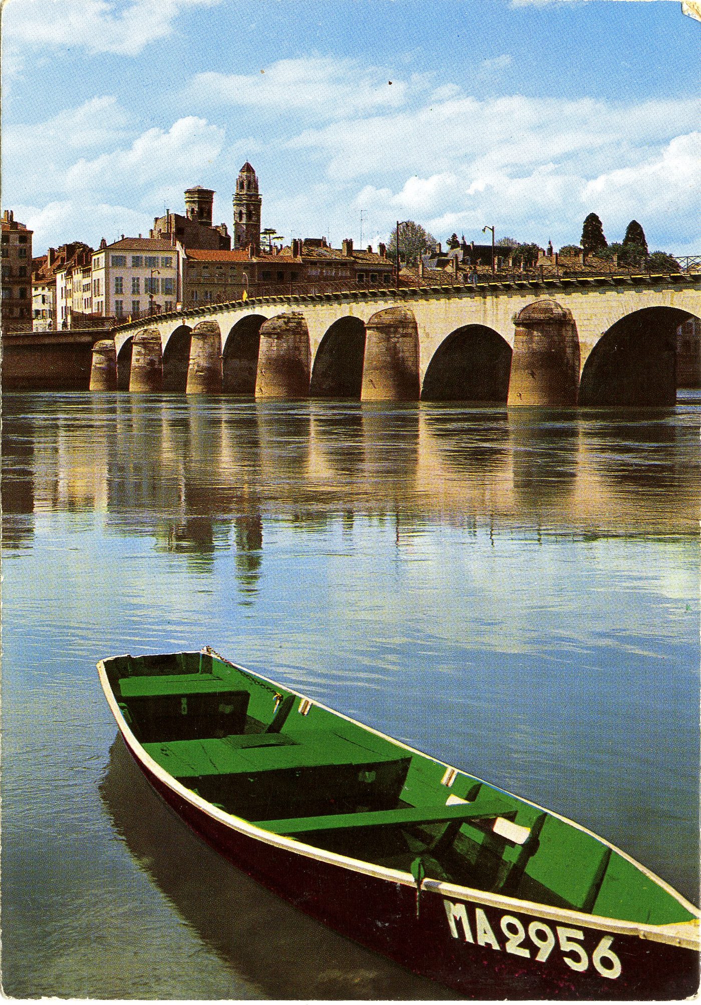 Mâcon. La Saône et le pont de Saint-Laurent.