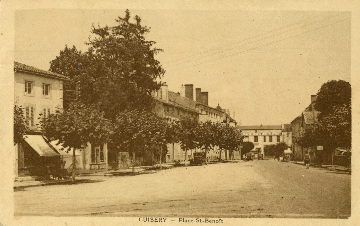 Cuisery (Saône-et-Loire).- Place Saint-Benoît.