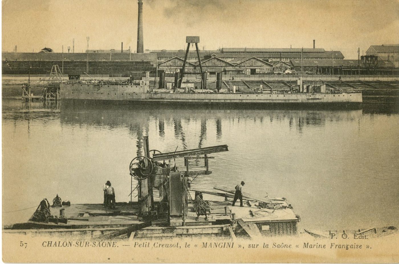 57. Chalon-sur-Saône (Saône-et-Loire).- Petit Creusot, le "Mangini", sur la Saône; "Marine Française".