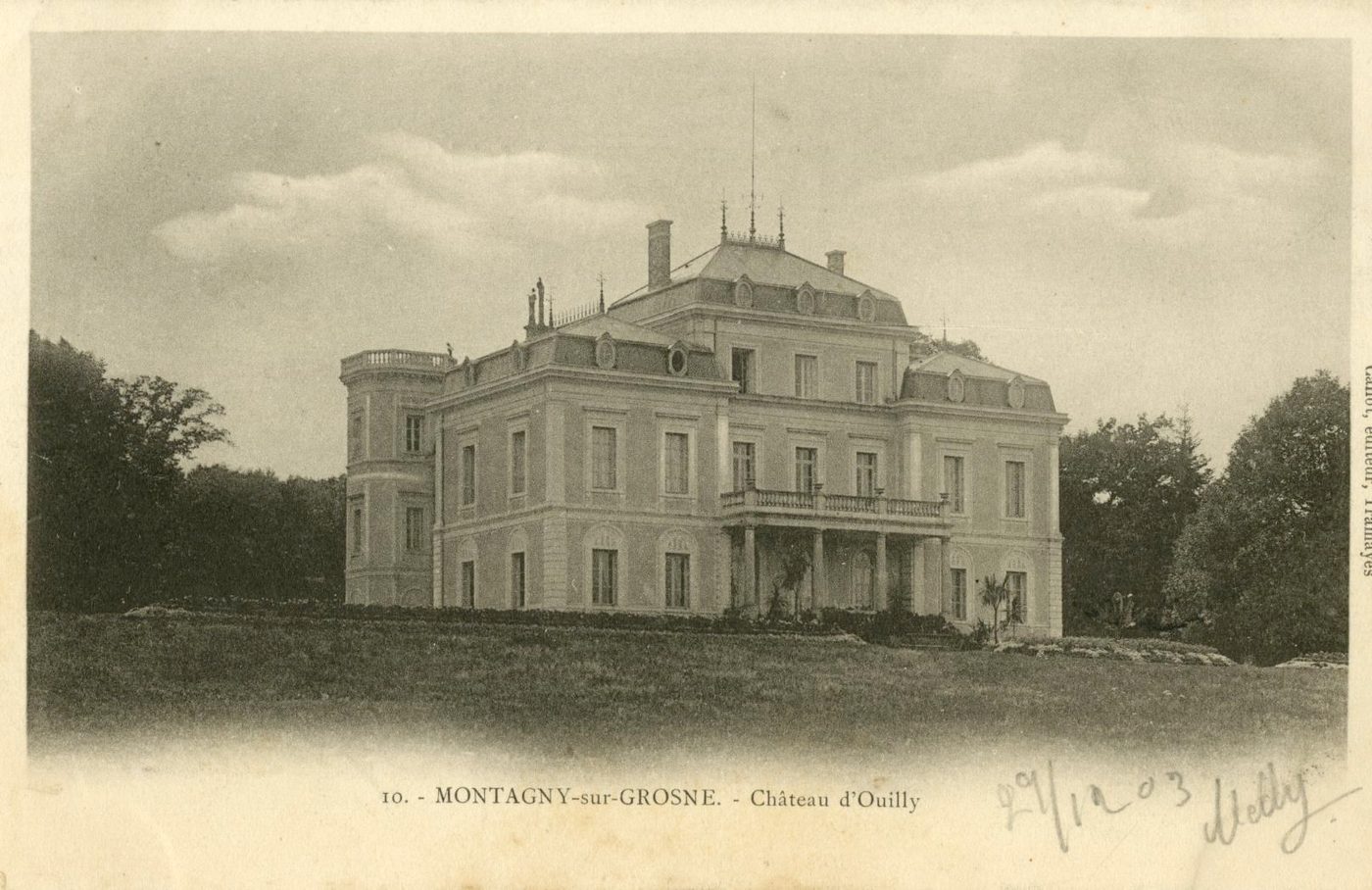 10. Montagny-sur-Grosne (Saône-et-Loire).- Château d'Ouilly.