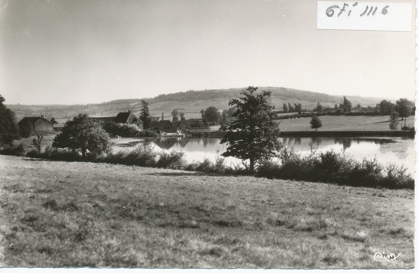 Chiddes. Le moulin et l'étang de Pierre-au-Grain.