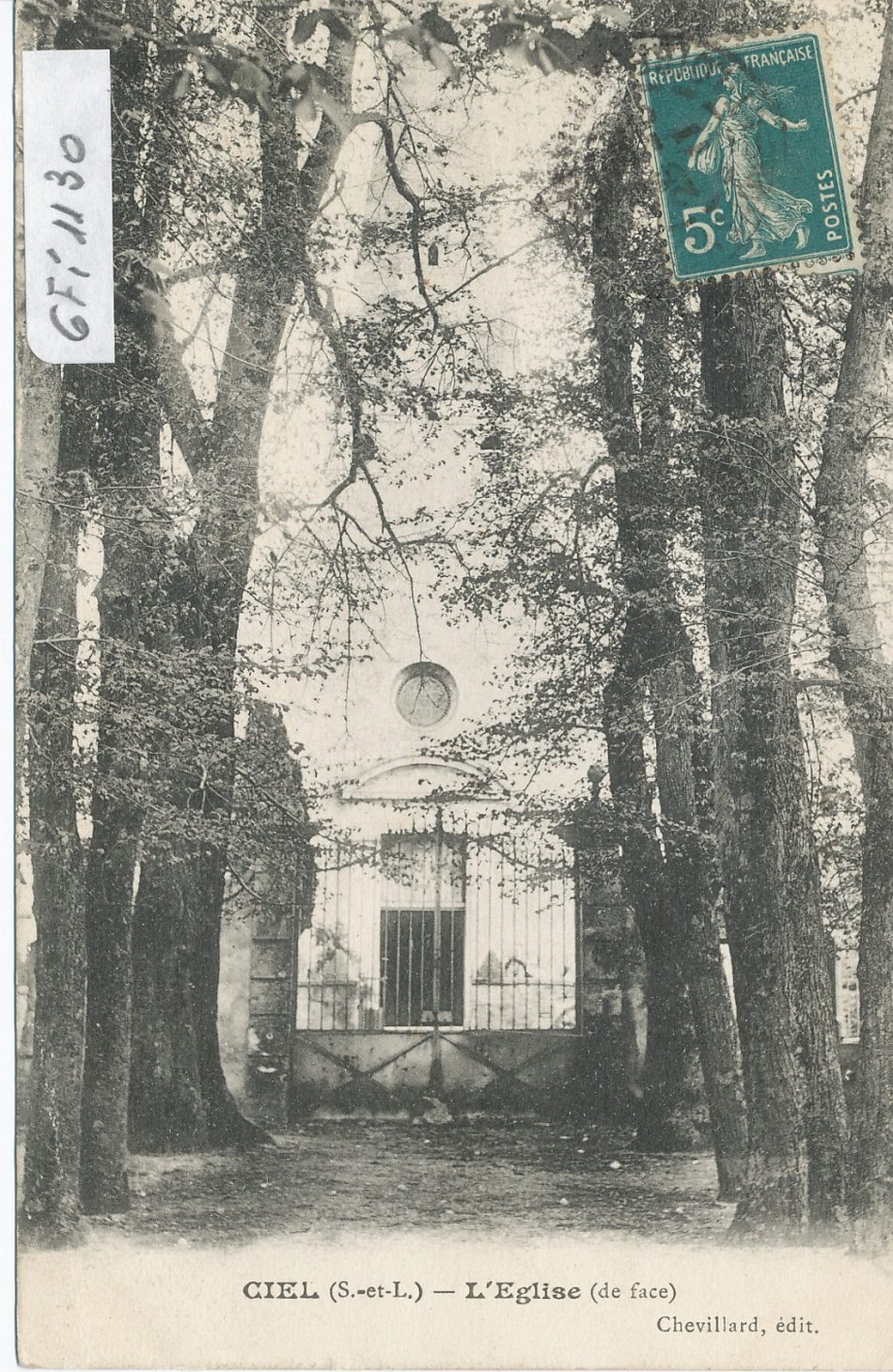 Ciel. L'église (de face).