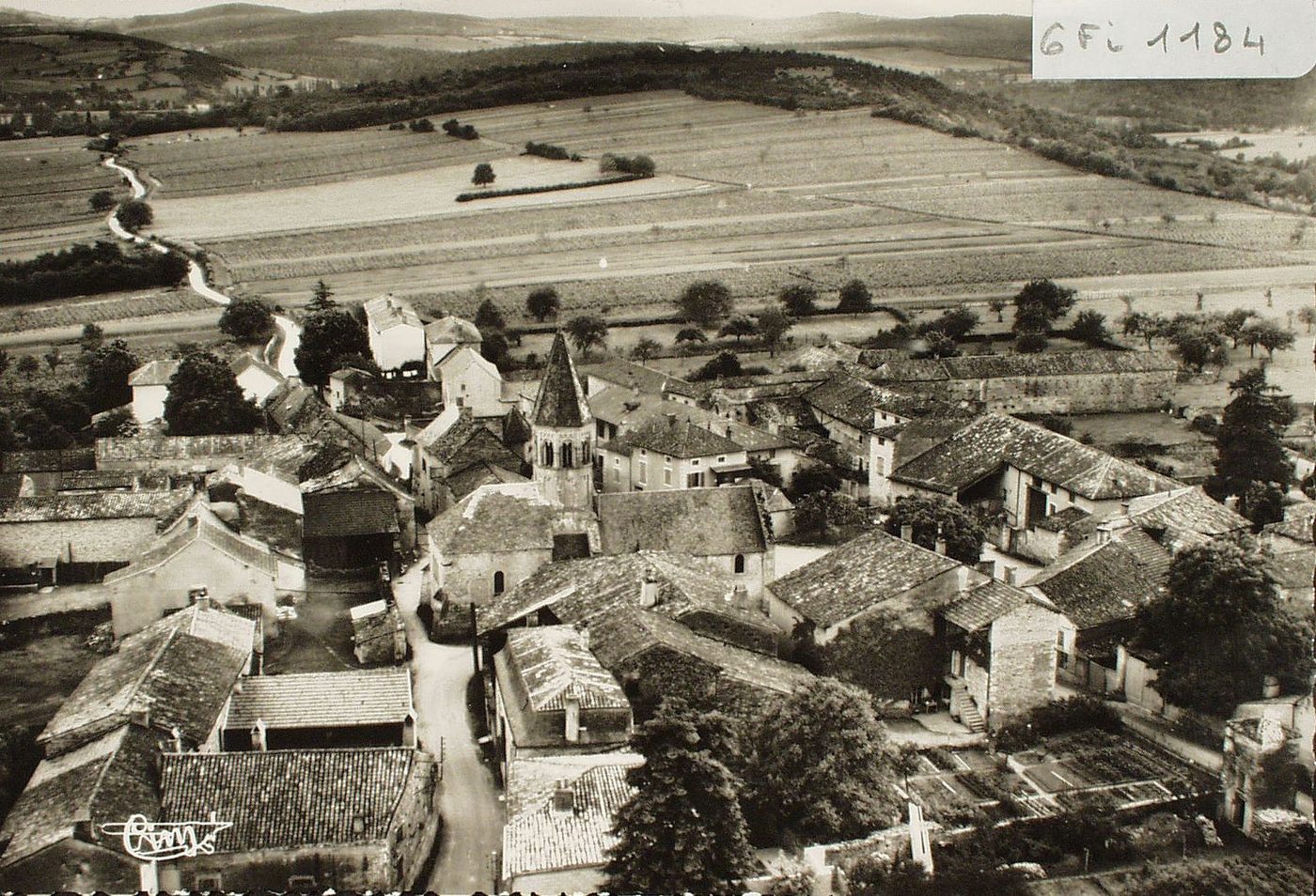 Clessé. Vue générale aérienne.