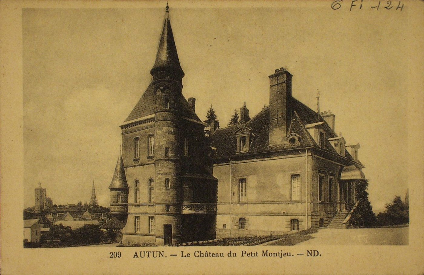 Autun. Le château du petit Montjeu.