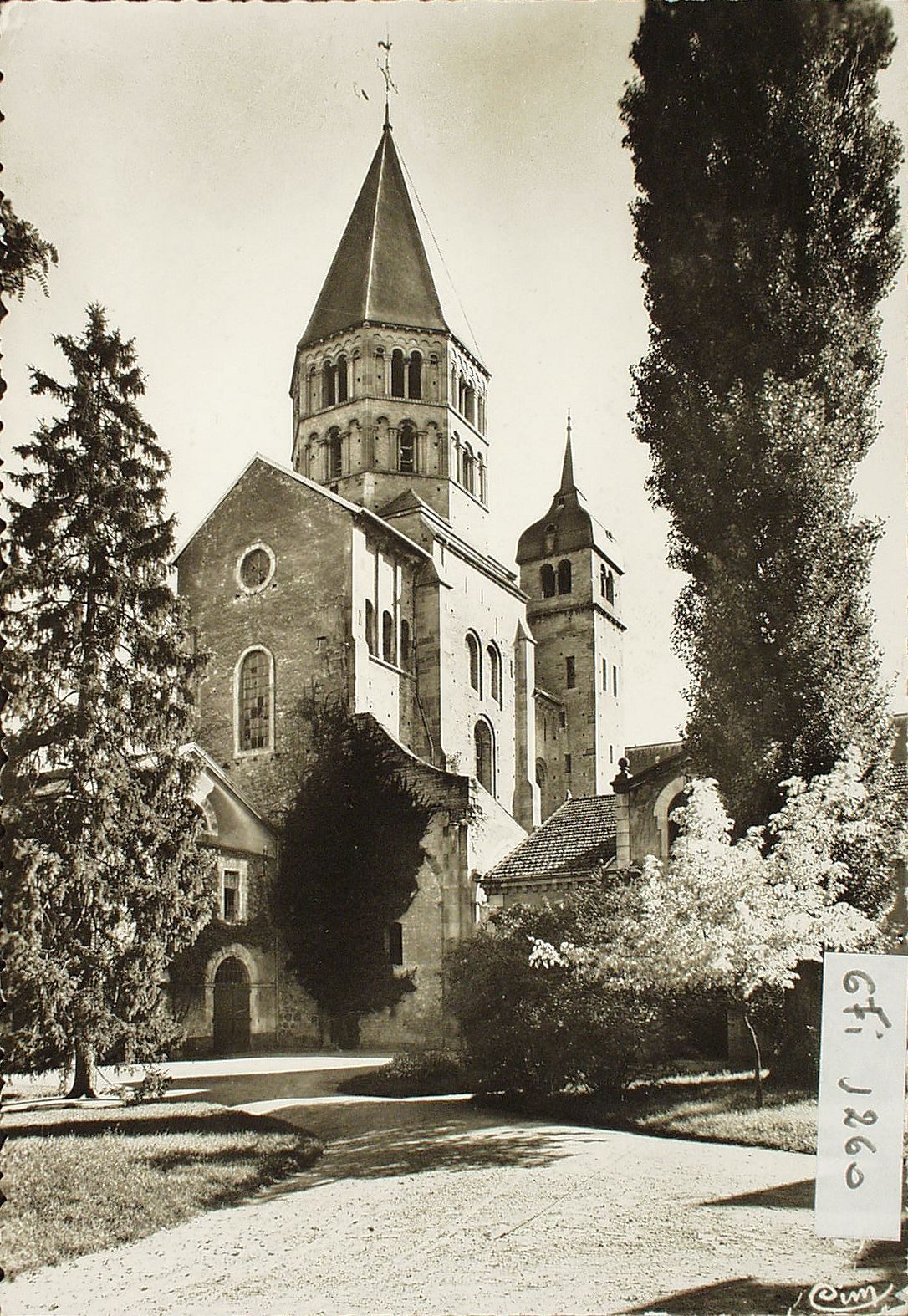 Cluny. Clocher de l'Eau Bénite.
