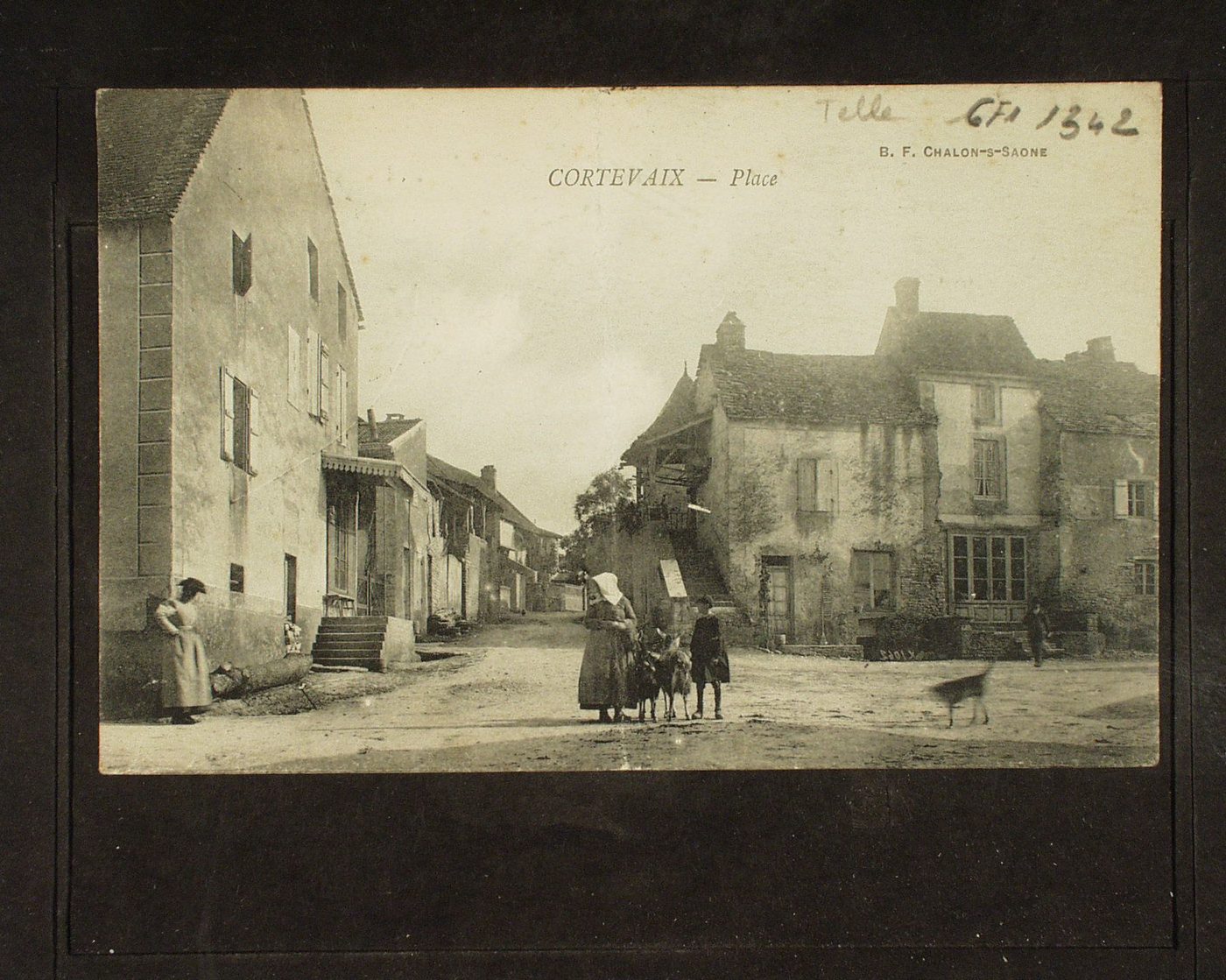Cortevaix. Place.
