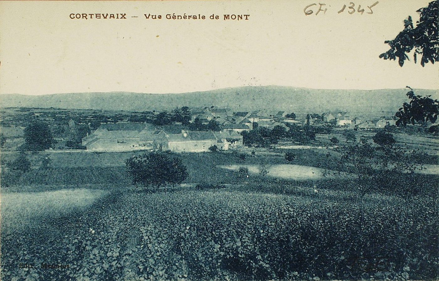 Cortevaix. Vue générale de Mont.