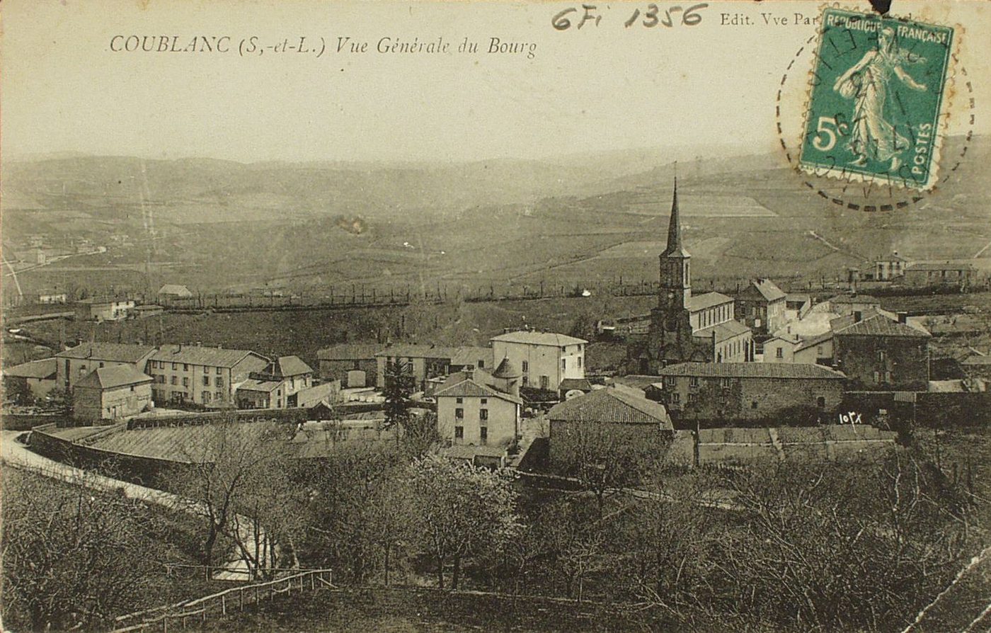 Coublanc. Vue générale du bourg.