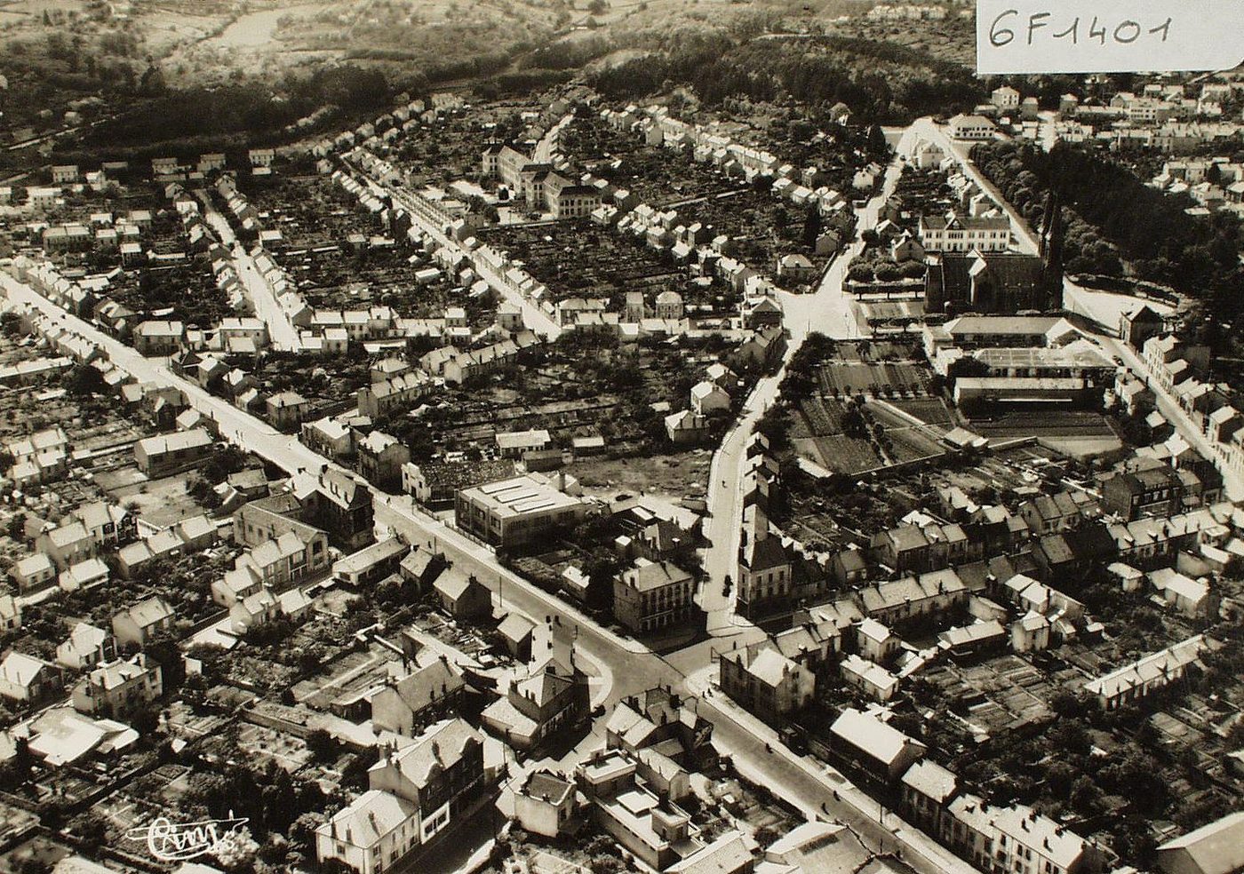 Le Creusot. Vuie générale aérienne de Saint-Henri.