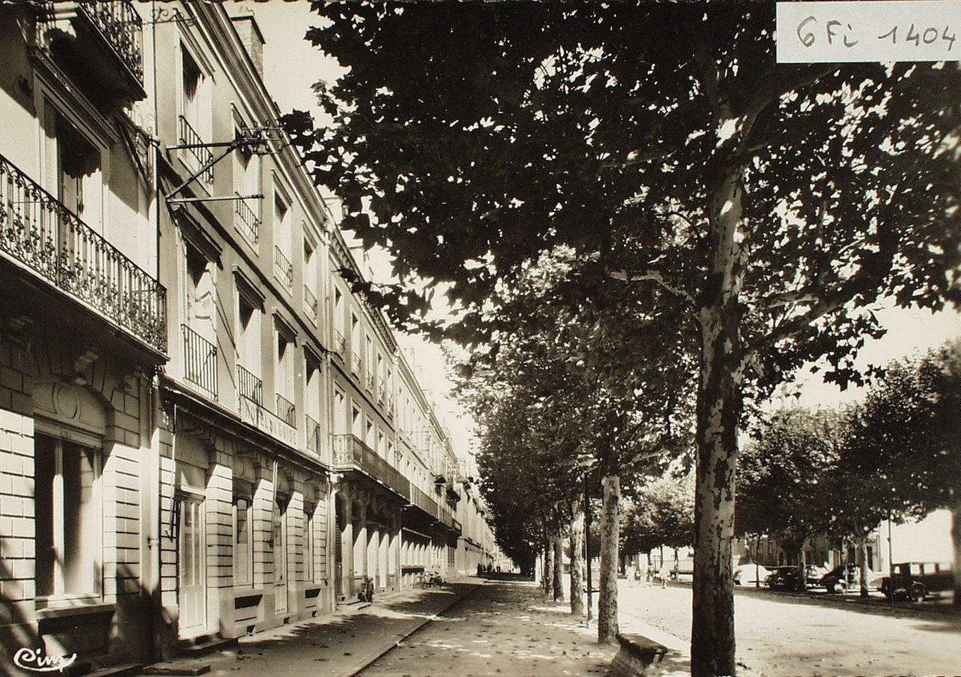 Le Creusot. Boulevard Henri Paul Schneider.