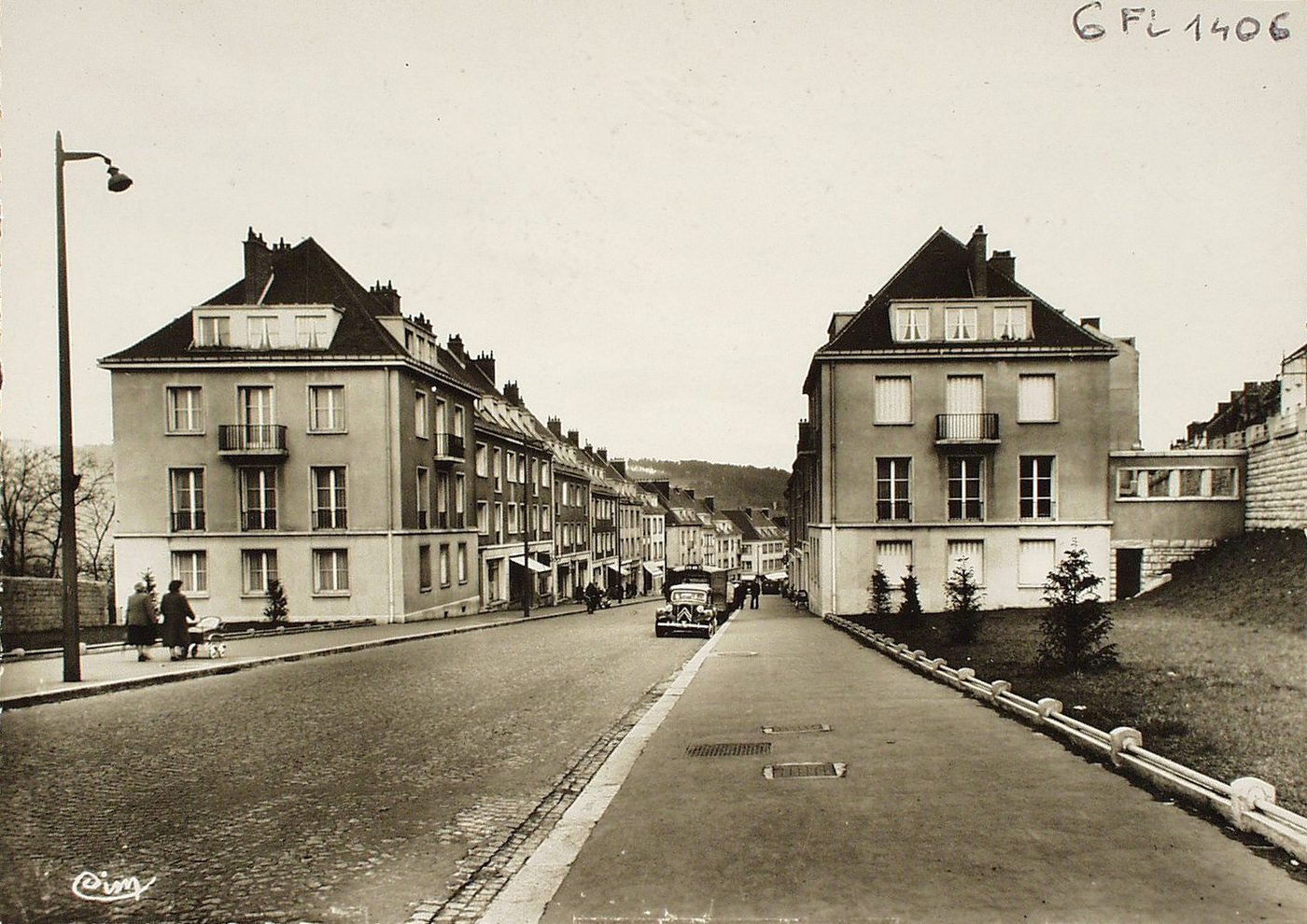 Le Creusot. Rue Maréchal Leclerc.