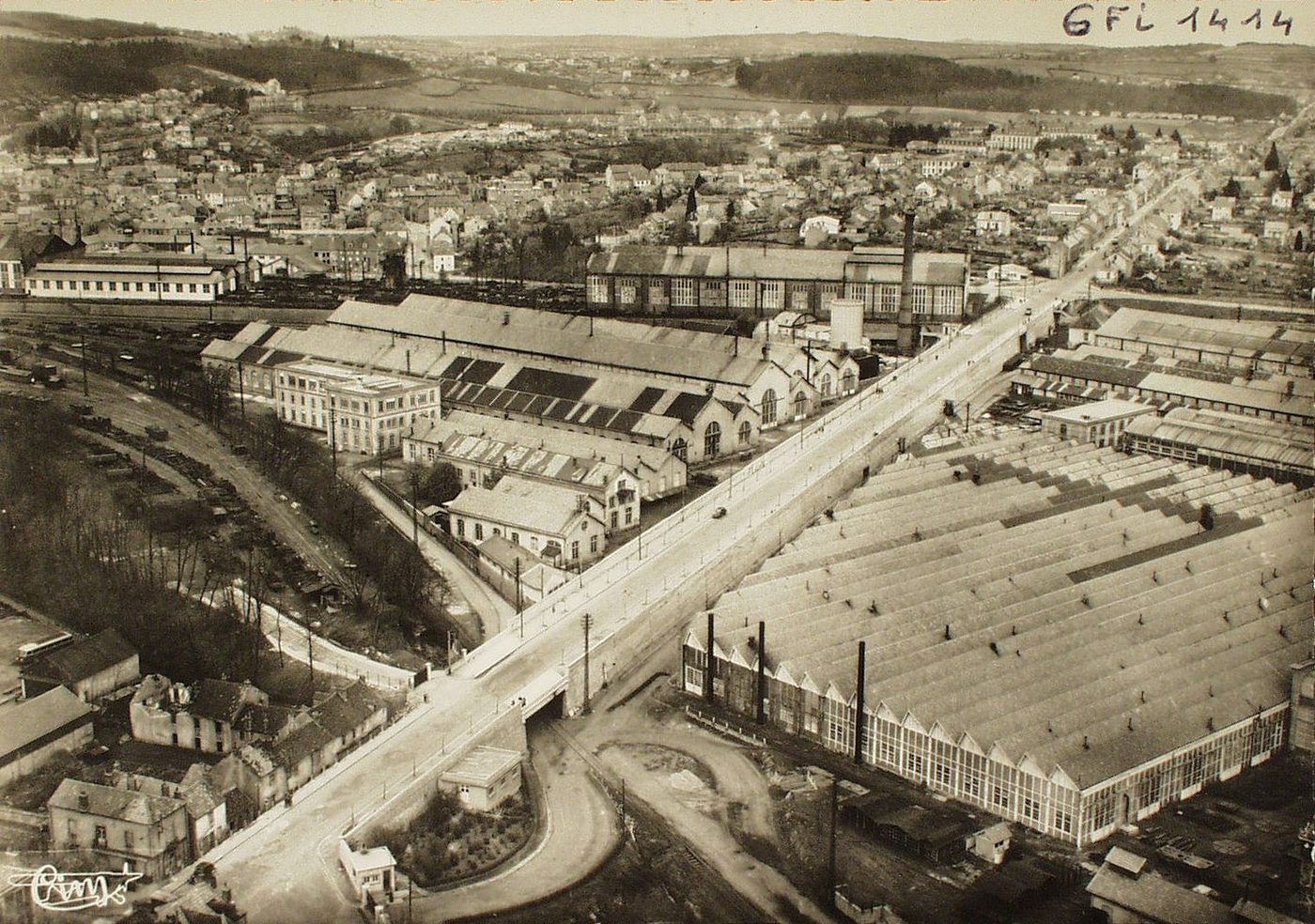 Le Creusot. Vue aérienne sur la C.M.2 et C.M.3.