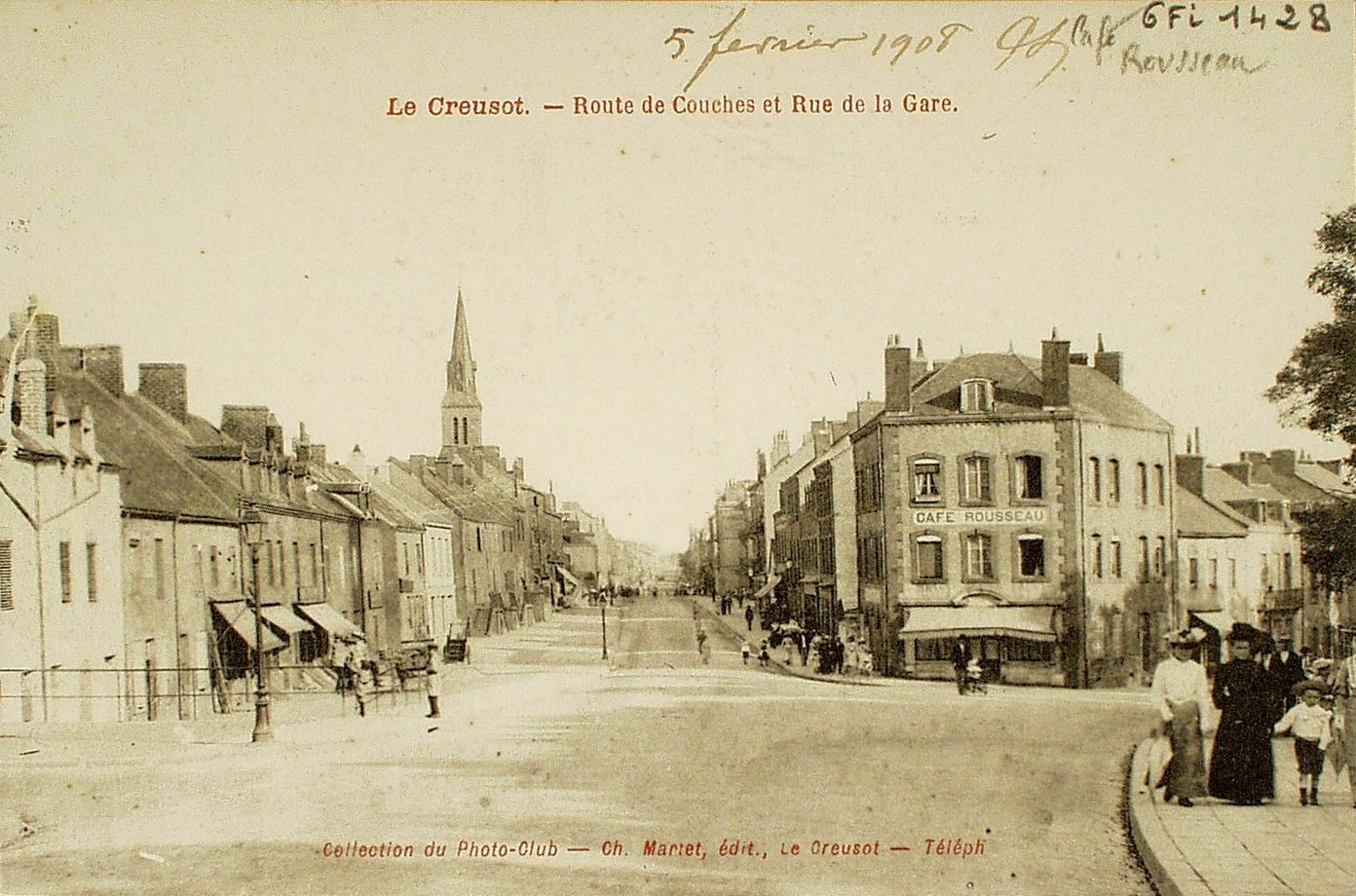 Le Creusot. Route de Couches et rue de la Gare.