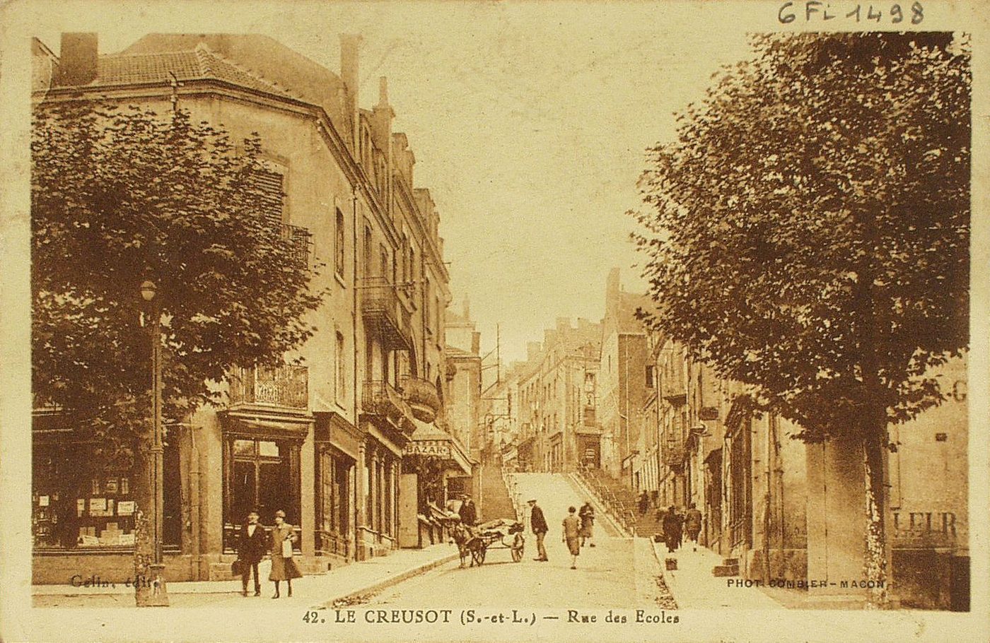 Le Creusot. Rue des Ecoles.