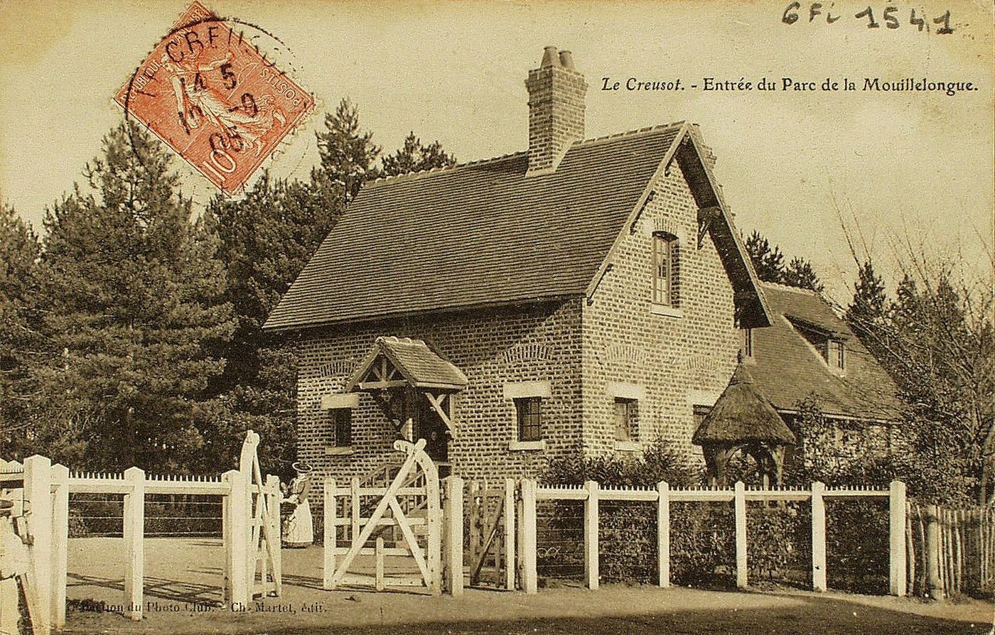Le Creusot. Entrée du parc de la Mouillelongue.