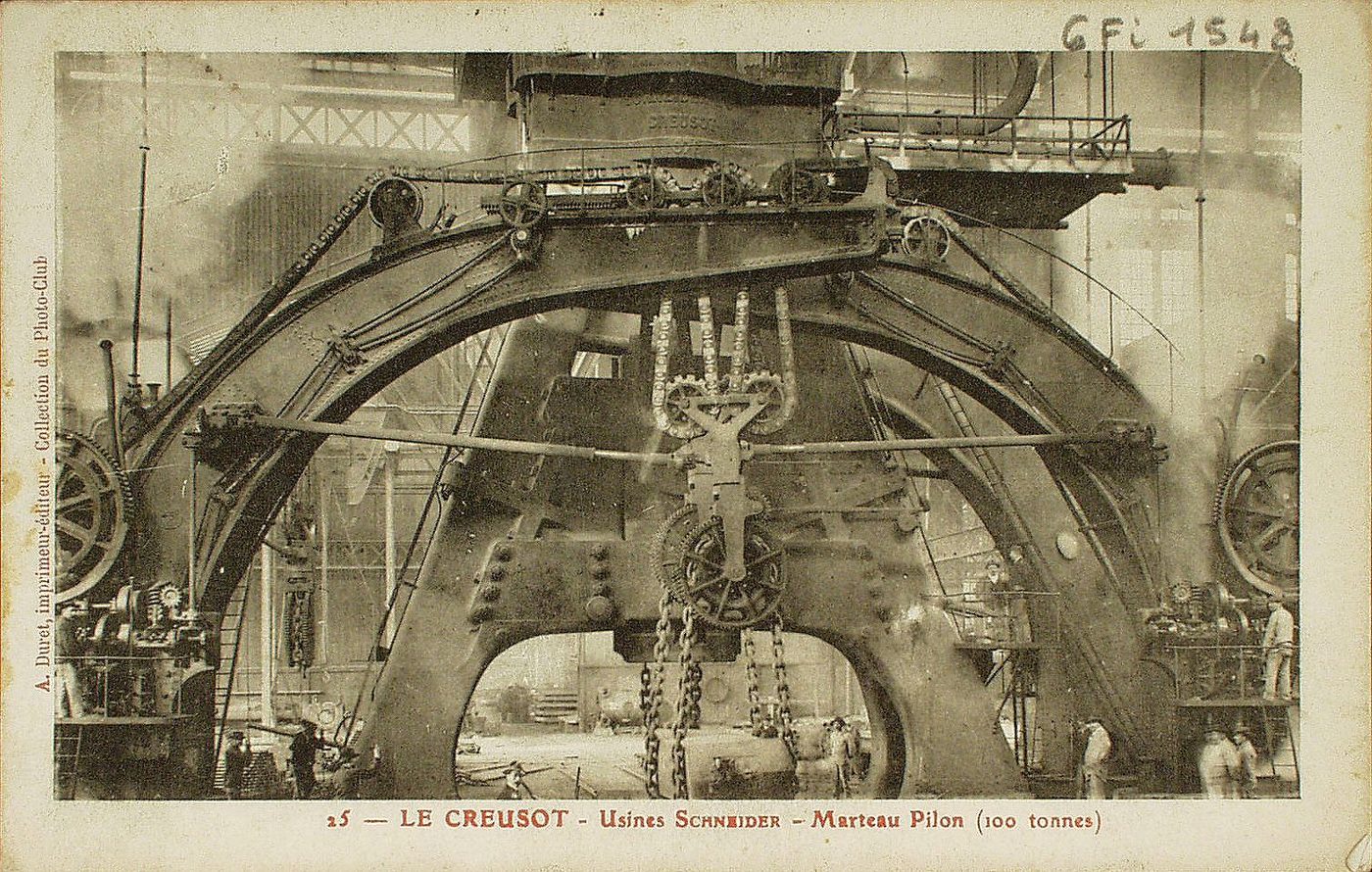 Le Creusot. Usines Schneider. Marteau pilon (100 tonnes).