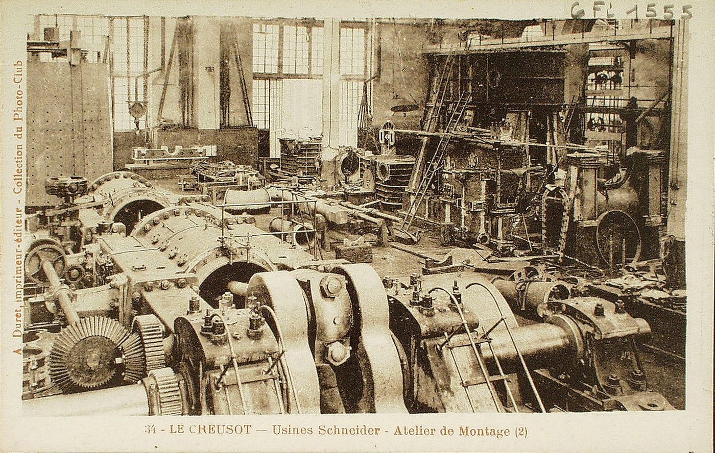 Le Creusot. Usines Schneider. Atelier de montage (2).