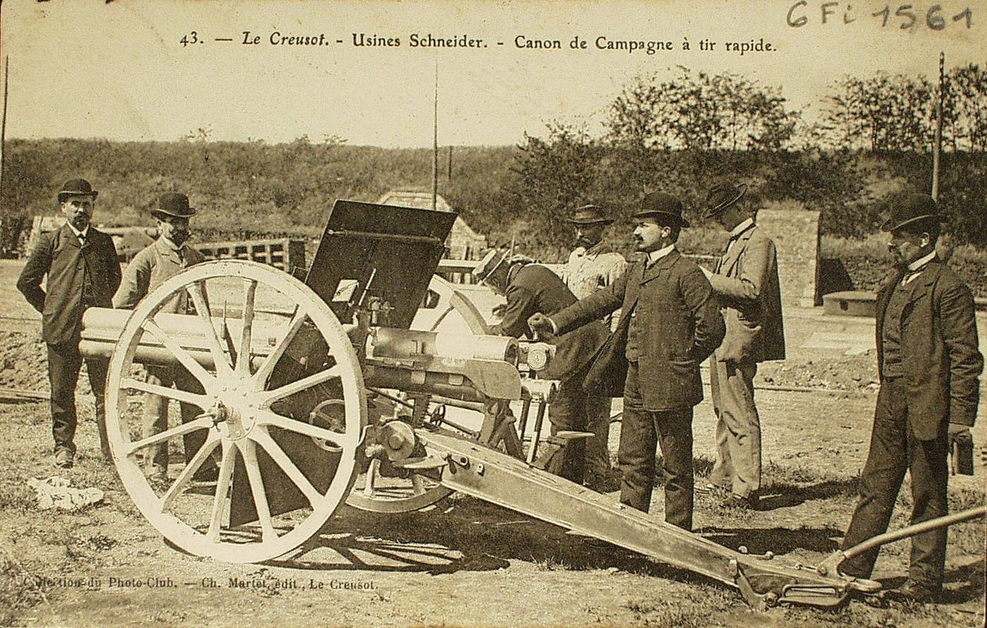 Le Creusot. Usines Schneider. Canon de campagne à tir rapide.