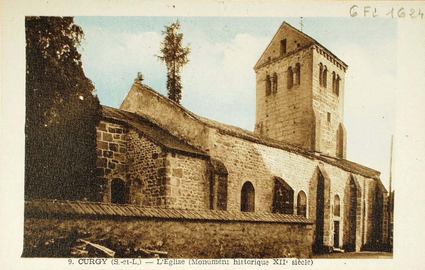 Curgy. L'église (monument historique XIIe s.).