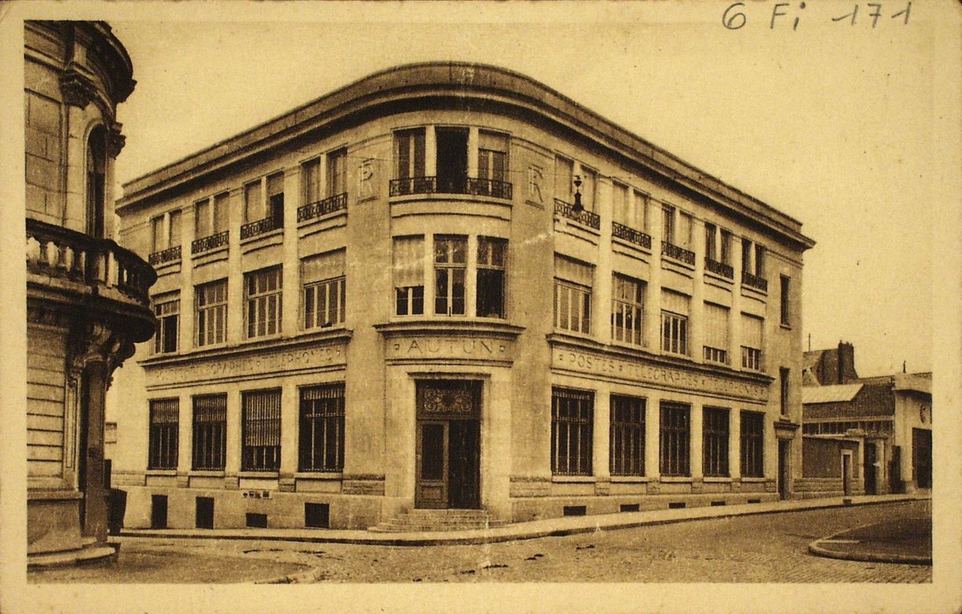 Autun. La poste (Charles Danne, architecte en chef du gouvernement).