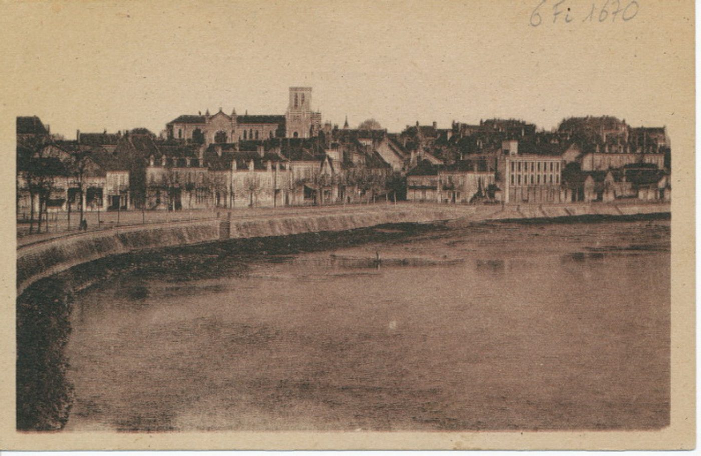 Digoin. Vue générale.