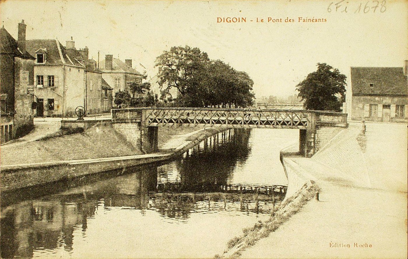 Digoin. Le pont des Fainéants.