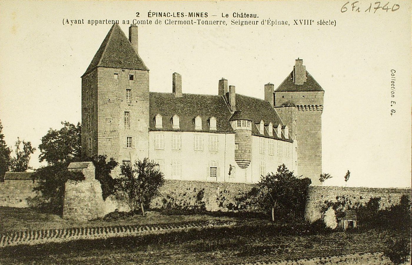 Epinac-les-Mines. Le château. (ayant appartenu au comte de Clermont-Tonnerrre, seigneur d'Epinac, XVIIIe s.).