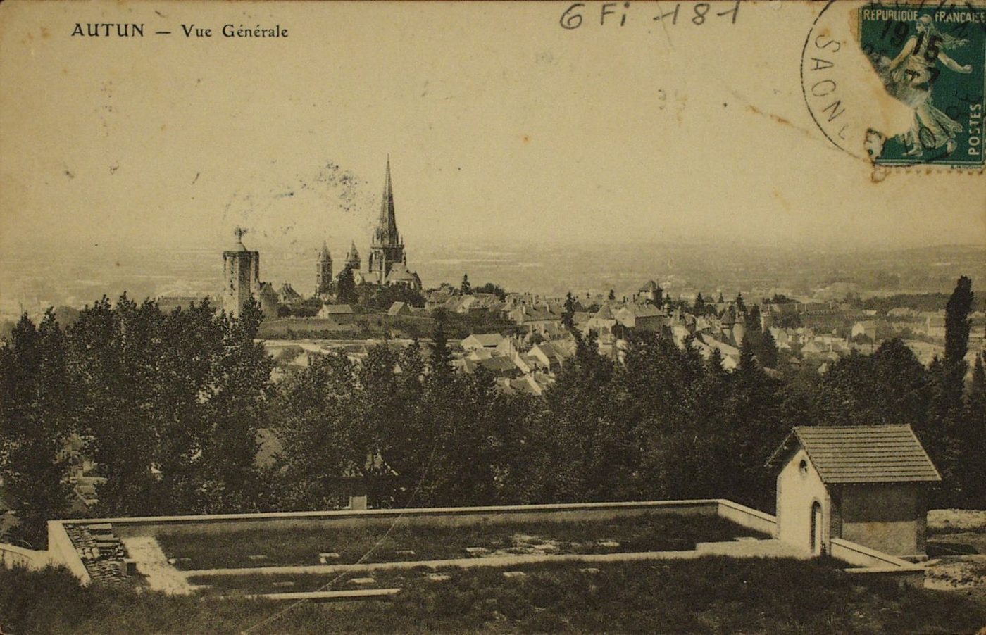 Autun. Vue générale.