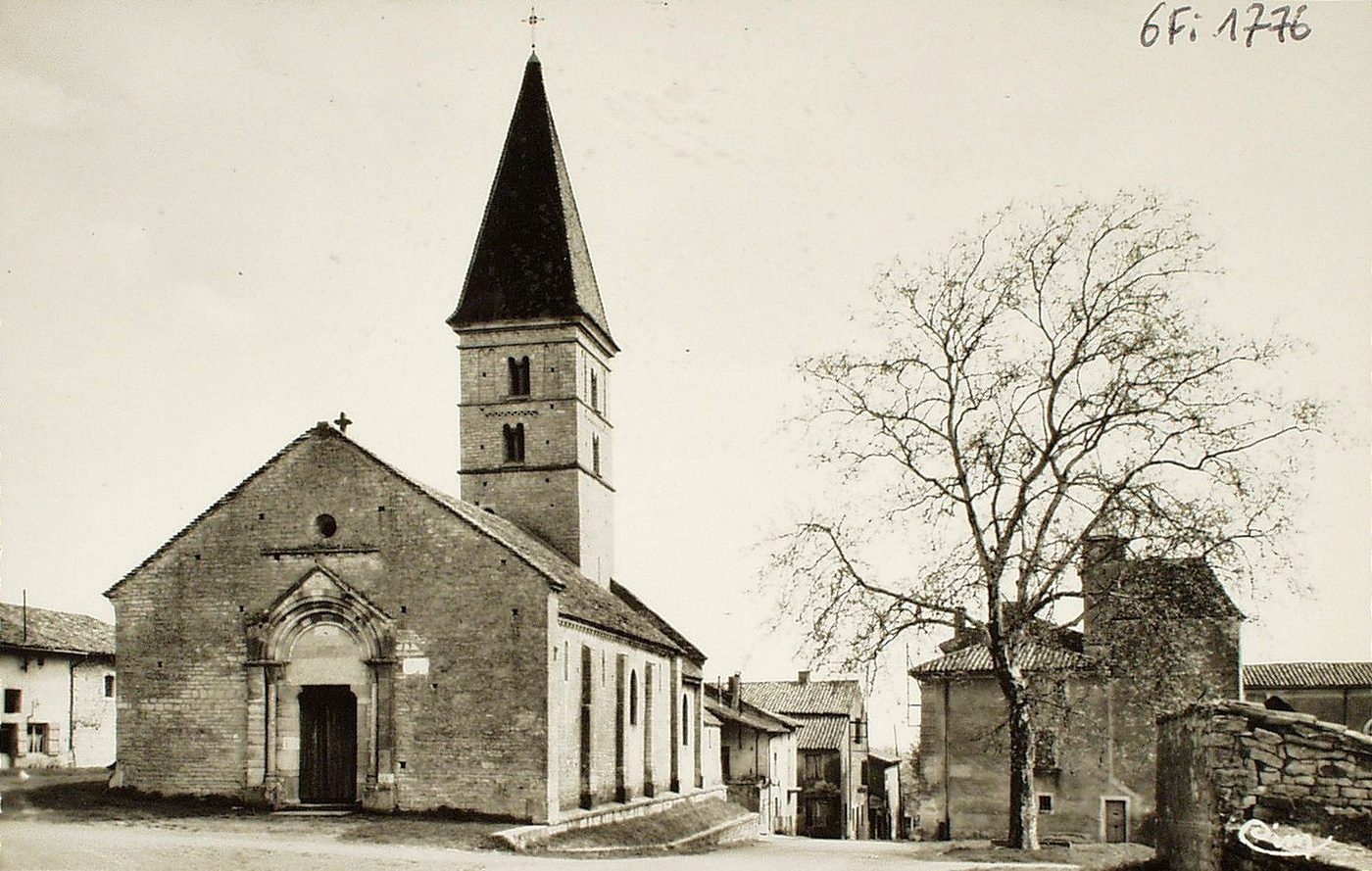 Farges-lès-Macon. L'église.