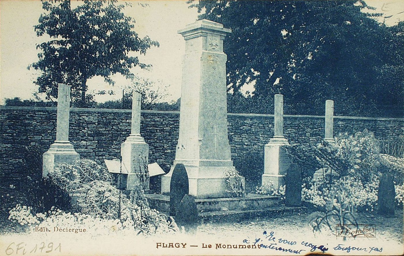 Flagy. Le monument.