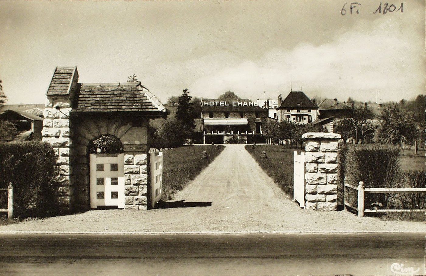 Fleurville. Hôtel Chanel.