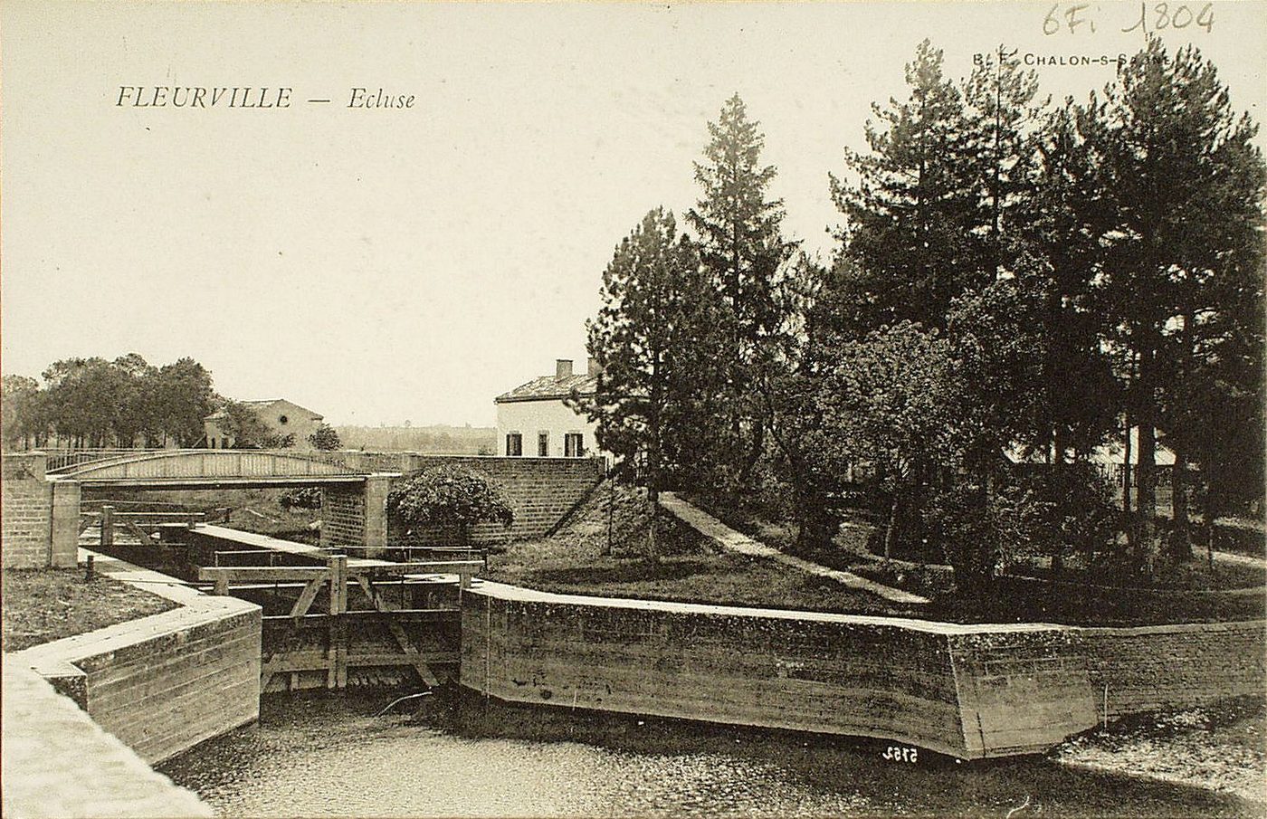 Fleurville. Ecluse.