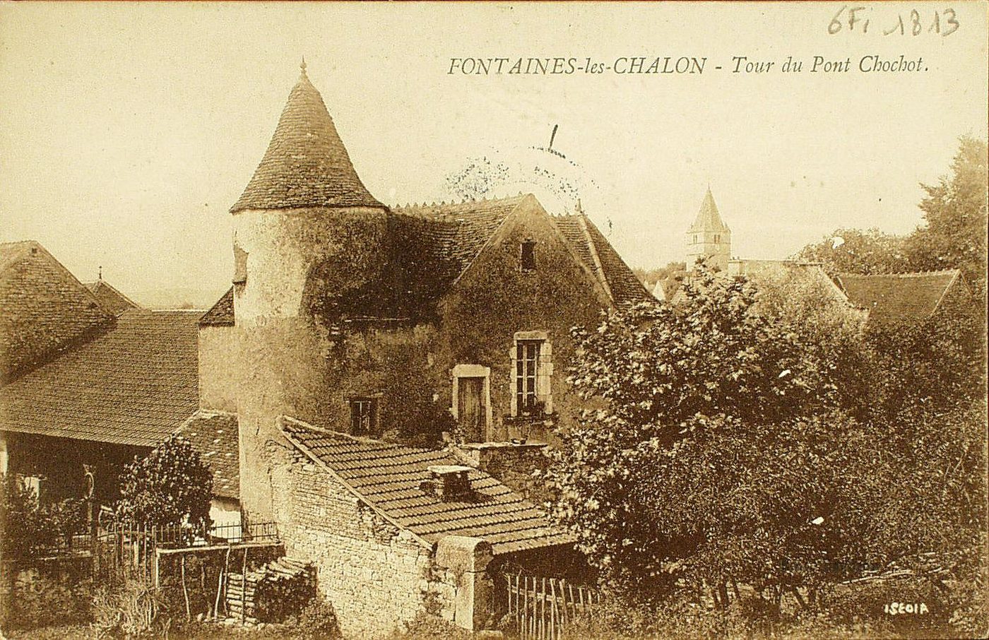 Fontaines-lès-Chalon. Tour du Pont Clochot.