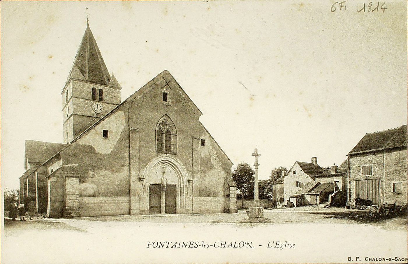 Fontaines-lès-Chalon. L'église.