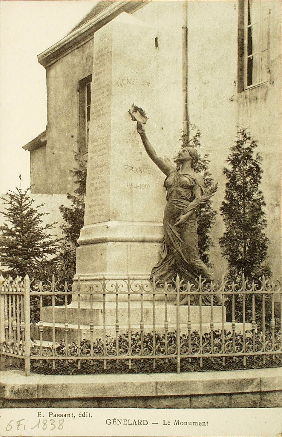 Génelard. Le monument.