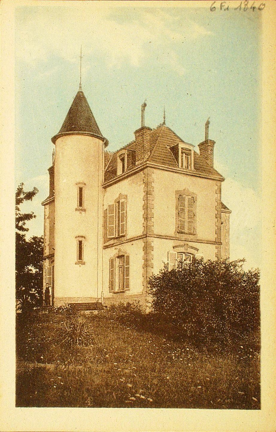 Génélard. Le château de Chavannes.