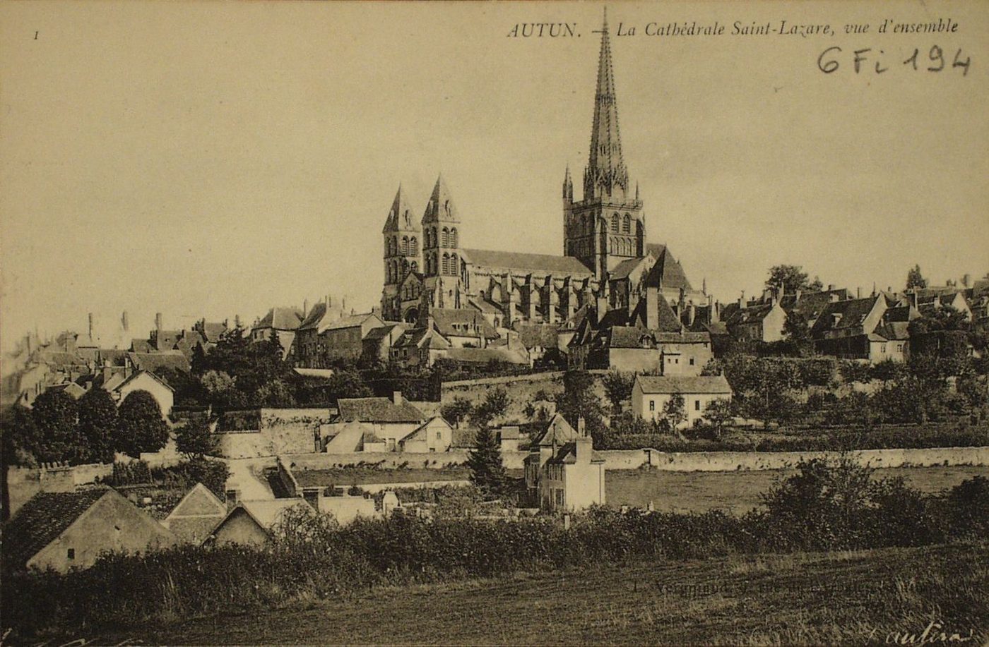 Autun. La cathédrale Saint-Lazare, vue d'ensemble.