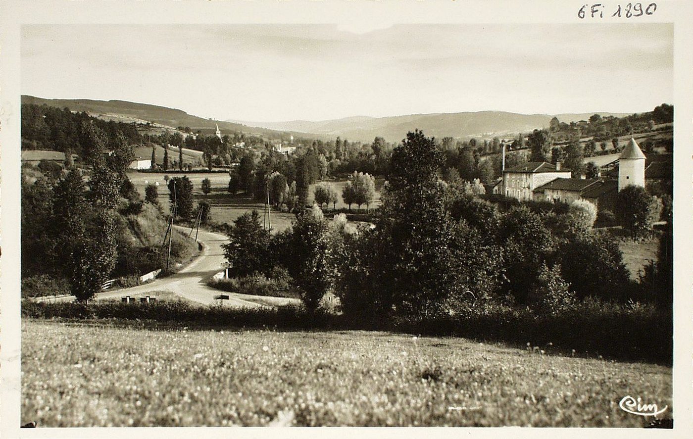 Germolles-sur-Grosne. Le clairon. Vallée de la Grosne.