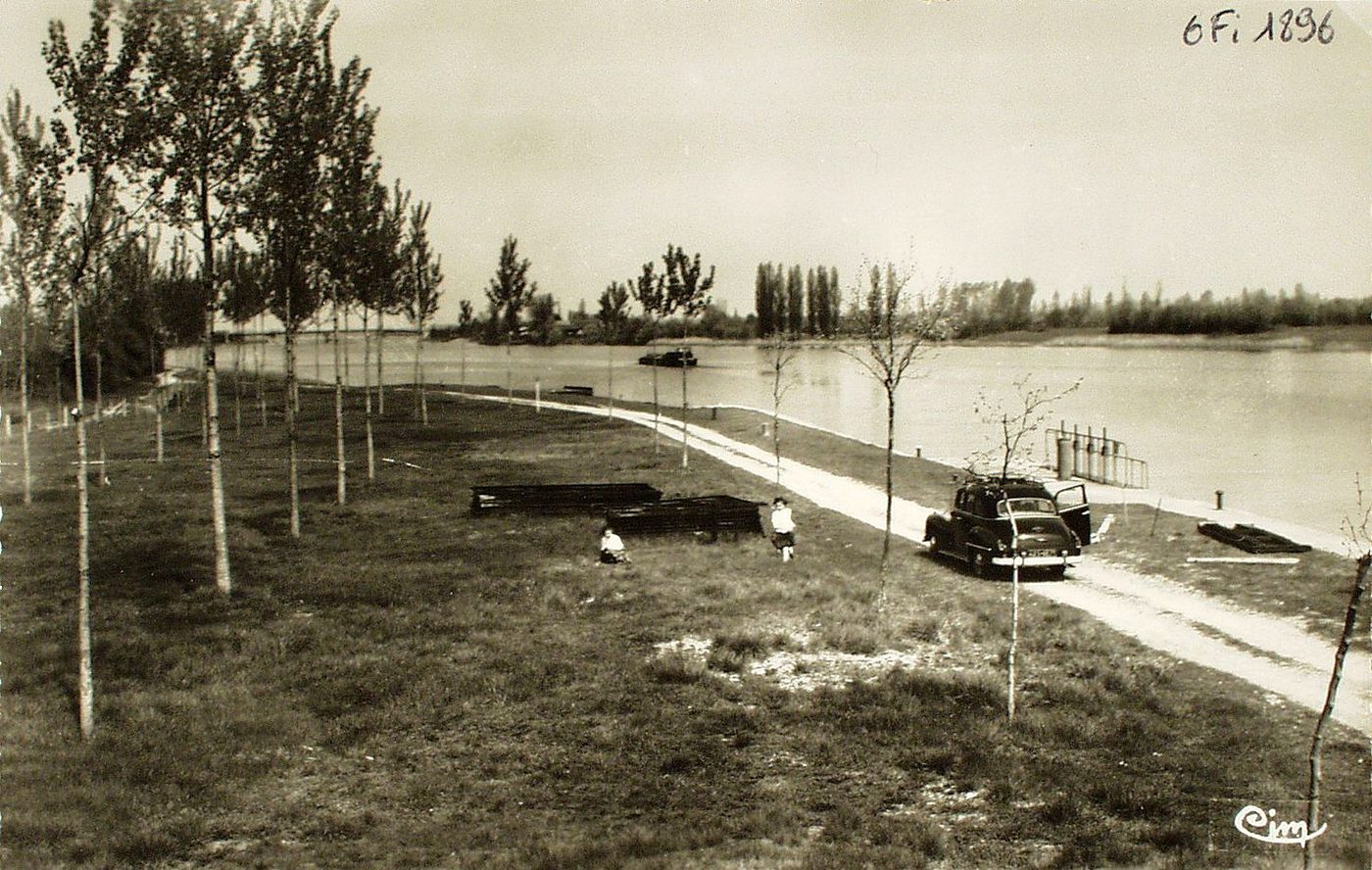 Gigny. Le bord de Saône.