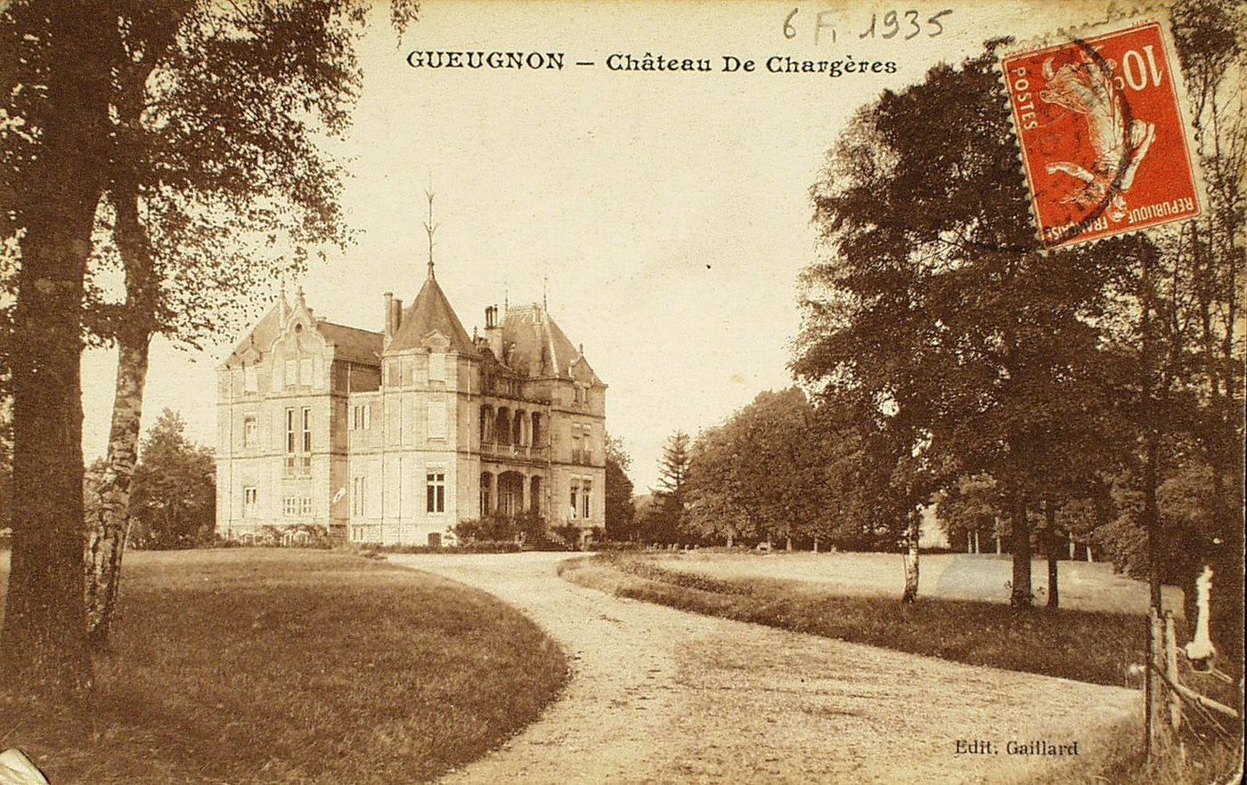 Gueugnon. Château de Chargères.