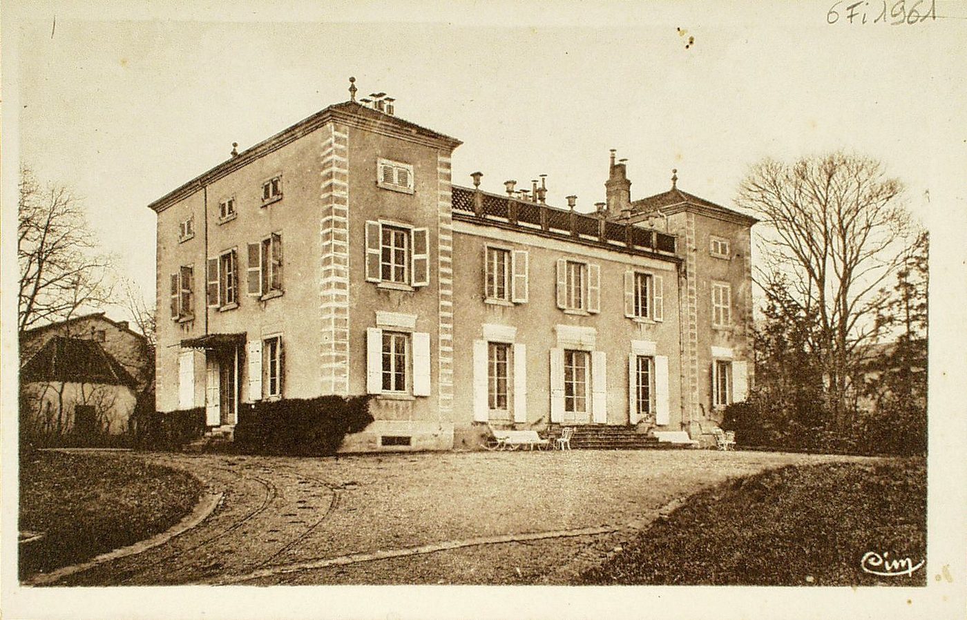 Environs de Mâcon. Hurigny. Château de la Garenne. Ancienne propriété du général Azaïs né à Castres en 1862.