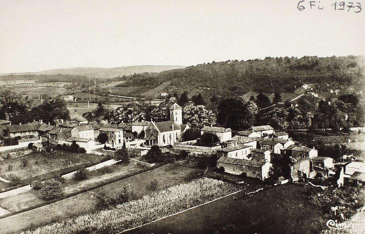 Hurigny. Vue générale aérienne.