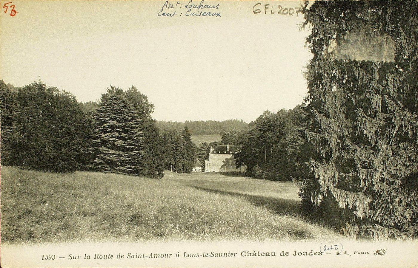 Sur la route de Saint-Amour à Lons-le-Saunier. Château de Joudes.