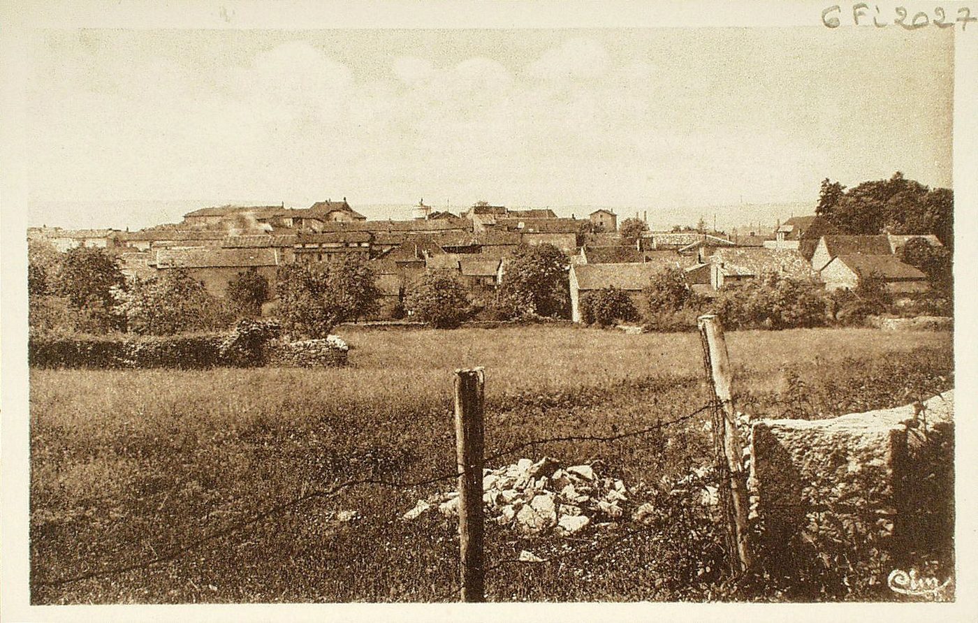 Lacrost. 528 habitants. Vue générale.