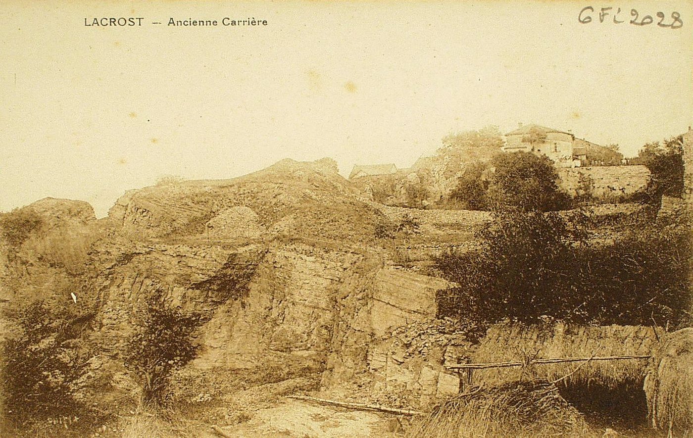 Lacrost. Ancienne carrière.