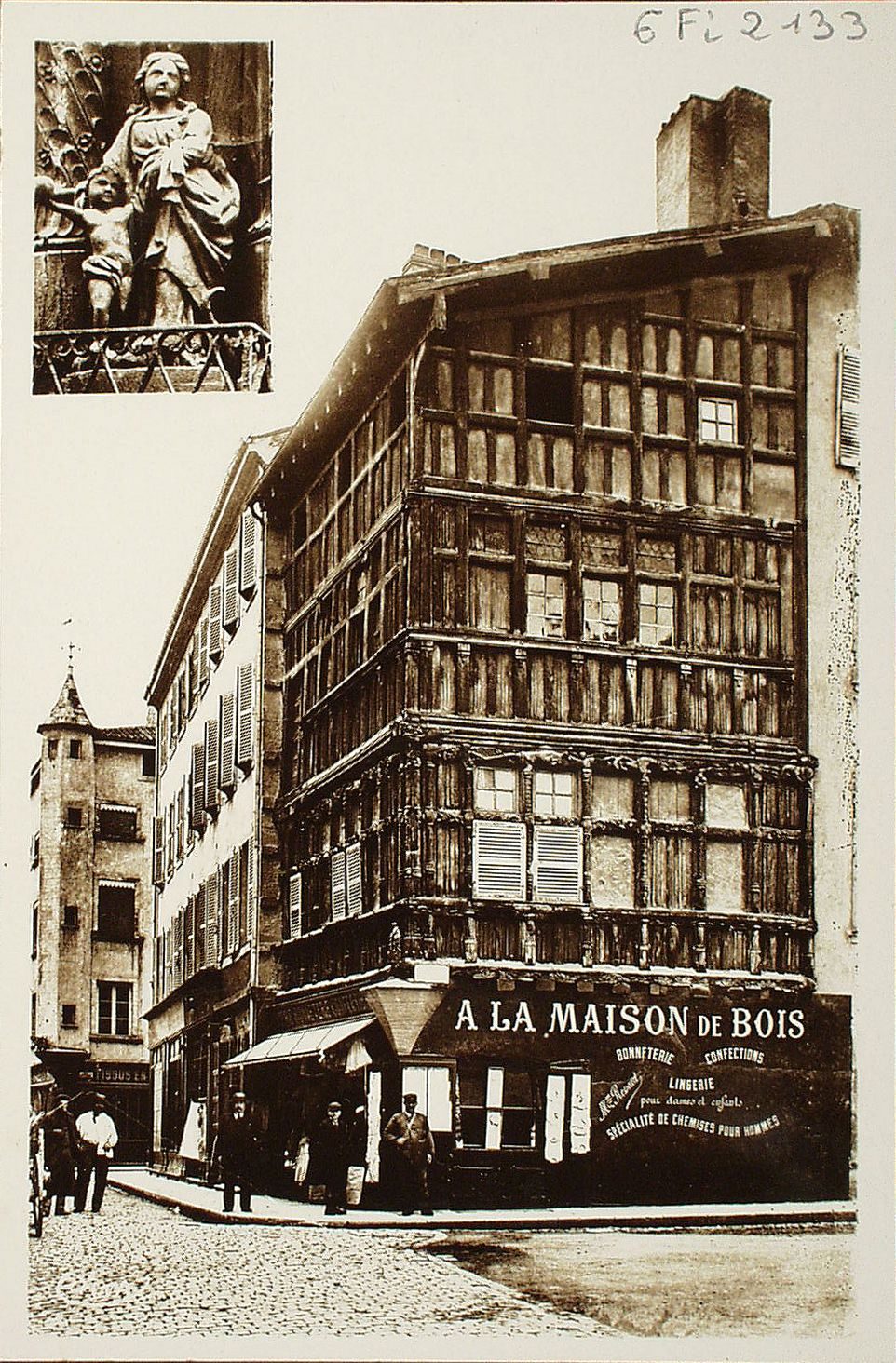 Mâcon. La maison de Bois.