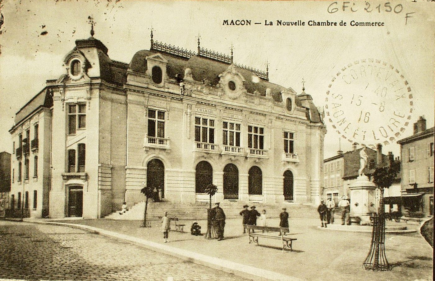 Mâcon. La nouvelle chambre de commerce.