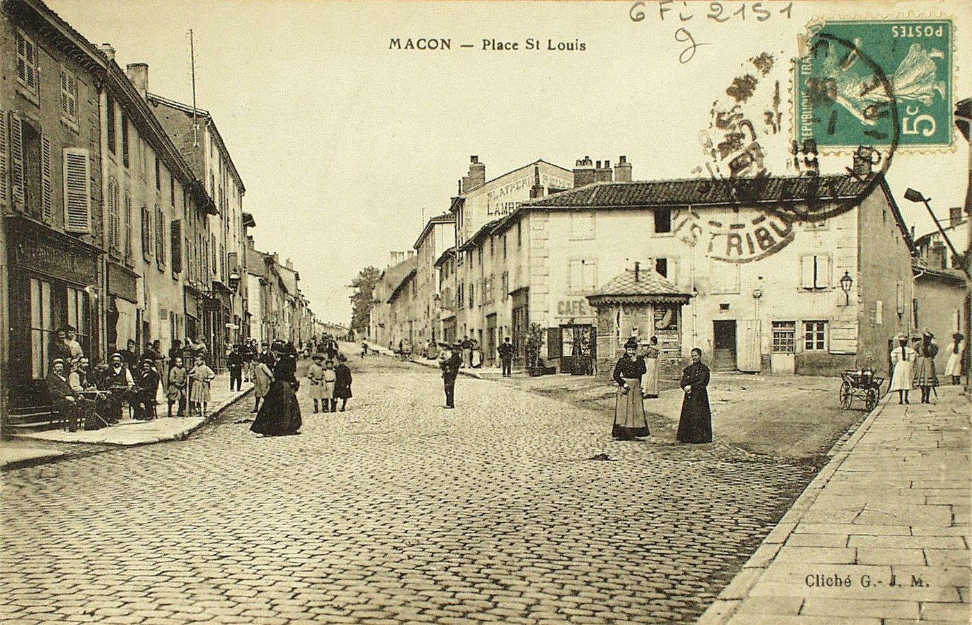 Mâcon. Place Saint-Louis.