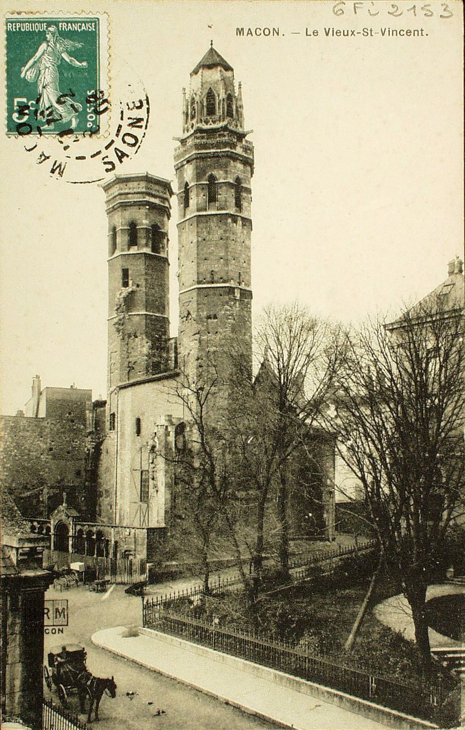 Mâcon. Le vieux Saint Vincent.