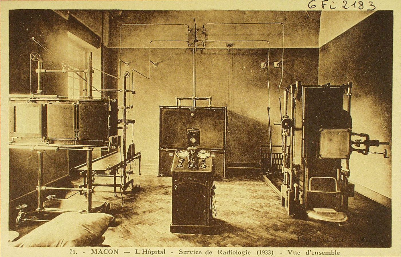Mâcon. L'hôpital. Service de radiologie (1933). Vue d'ensemble.